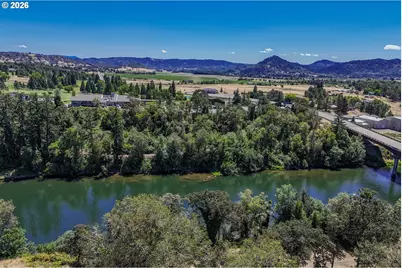 104 River Club Dr, Roseburg, OR 97471 - Photo 42