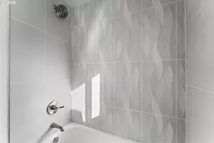 2437 NE 134th Pl, Portland, OR 97230 - Photo 30