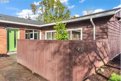 2437 NE 134th Pl, Portland, OR 97230 - Photo 38