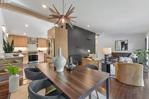 2437 NE 134th Pl, Portland, OR 97230 - Photo 10