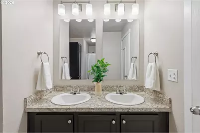 734 Filbert Ave, Eugene, OR 97404 - Photo 22