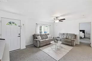 734 Filbert Ave, Eugene, OR 97404 - Photo 8