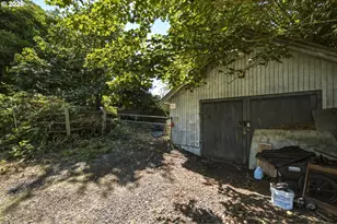 27508 SE Carl St, Gresham, OR 97080 - Photo 6