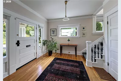 2734 SW Fern St, Portland, OR 97201 - Photo 4