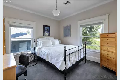 2734 SW Fern St, Portland, OR 97201 - Photo 20