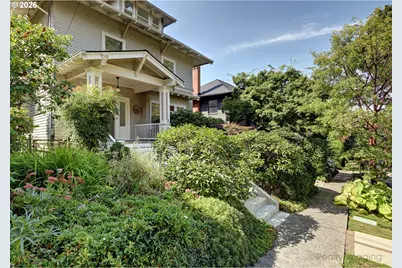 2734 SW Fern St, Portland, OR 97201 - Photo 2
