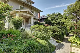 2734 SW Fern St, Portland, OR 97201 - Photo 2