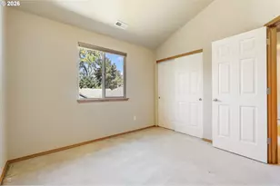 65 SE 88th Ave, Portland, OR 97216 - Photo 20