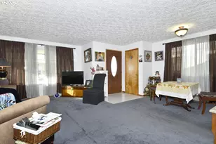 1790117903 NE Wasco St, Portland, OR 97230 - Photo 4