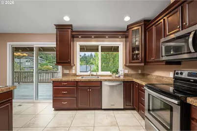 12601 SE Majestic Ln, Happy Valley, OR 97086 - Photo 12