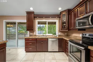 12601 SE Majestic Ln, Happy Valley, OR 97086 - Photo 12