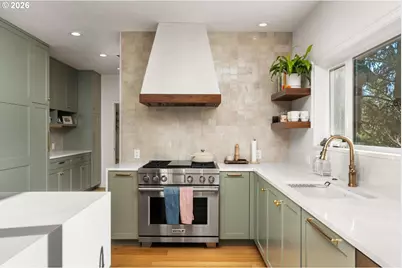 1430 SW Highland Rd, Portland, OR 97221 - Photo 18