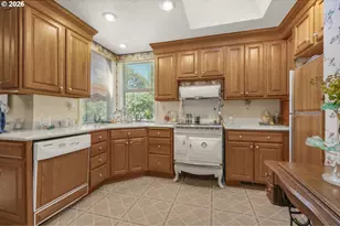 4370 Eagle Crest Rd, Salem, OR 97304 - Photo 8