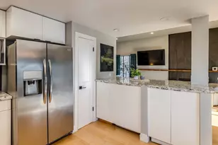 239 Cervantes Cir, Lake Oswego, OR 97035 - Photo 18