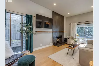 239 Cervantes Cir, Lake Oswego, OR 97035 - Photo 6