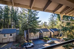 239 Cervantes Cir, Lake Oswego, OR 97035 - Photo 32