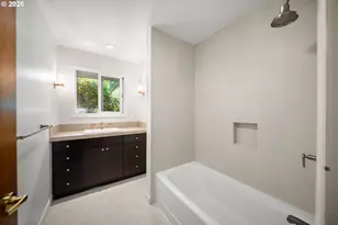 6960 SW Raleighwood Ln, Portland, OR 97225 - Photo 28