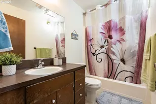 220 SE 28th Ave, Hillsboro, OR 97123 - Photo 16