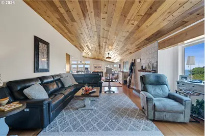 424 SW Cliff St, Depoe Bay, OR 97341 - Photo 18