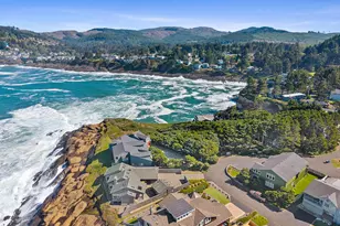424 SW Cliff St, Depoe Bay, OR 97341 - Photo 46