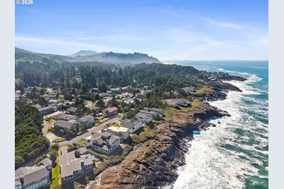 424 SW Cliff St, Depoe Bay, OR 97341 - Photo 48