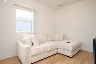 236 NE Sacramento St, Portland, OR 97212 - Photo 22