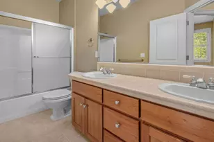 1815 NW Rosefinch Ln, Portland, OR 97229 - Photo 28