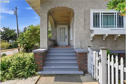842 Oregon Ave, North Bend, OR 97459 - Photo 8