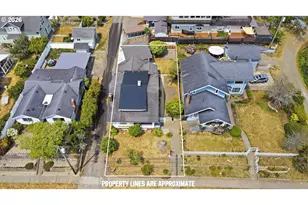 842 Oregon Ave, North Bend, OR 97459 - Photo 48
