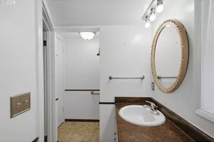 842 Oregon Ave, North Bend, OR 97459 - Photo 28