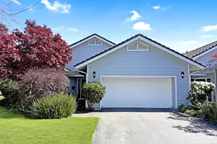 204 Schooner Bay Dr, Brookings, OR 97415 - Photo 2