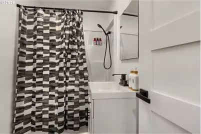 2821 SE 115th Ave, Portland, OR 97266 - Photo 14