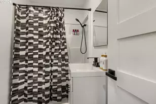 2821 SE 115th Ave, Portland, OR 97266 - Photo 14