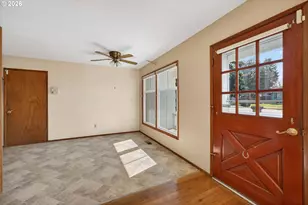 17705 SE Marie St, Portland, OR 97236 - Photo 8