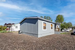 2601 NE Jack London St, Corvallis, OR 97330 - Photo 6