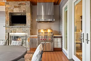 16871 Greenbrier Rd, Lake Oswego, OR 97034 - Photo 20