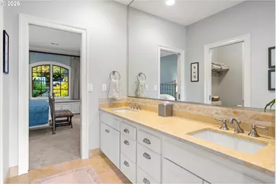 16871 Greenbrier Rd, Lake Oswego, OR 97034 - Photo 34