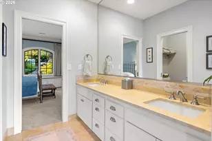 16871 Greenbrier Rd, Lake Oswego, OR 97034 - Photo 34