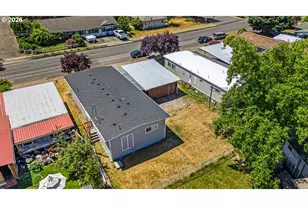 1535 NW 2nd St, McMinnville, OR 97128 - Photo 8