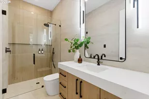 6233 SW Hamilton Way, Portland, OR 97221 - Photo 28