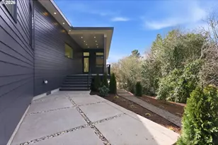 6233 SW Hamilton Way, Portland, OR 97221 - Photo 26