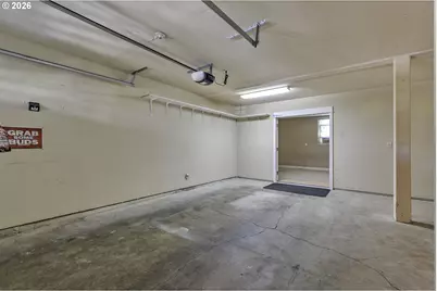 1923 NE 50th Way, Hillsboro, OR 97124 - Photo 30