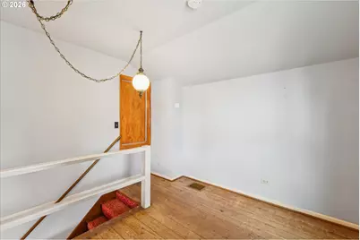 8221 NE Alberta St, Portland, OR 97220 - Photo 24