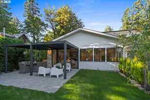 3884 Lake Grove Ave, Lake Oswego, OR 97035 - Photo 42