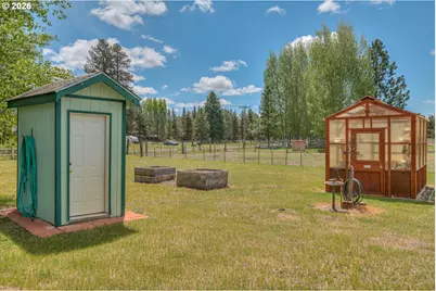 53939 Pine Grove Rd, La Pine, OR 97739 - Photo 46