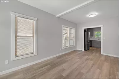 1219 SE Rhine St, Portland, OR 97202 - Photo 6
