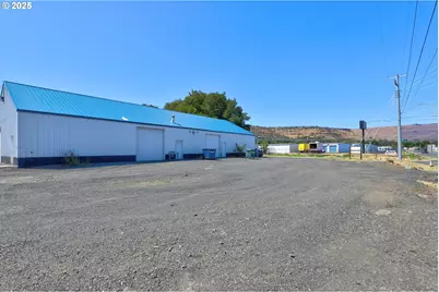 702 Myrtle St, The Dalles, OR 97058 - Photo 16