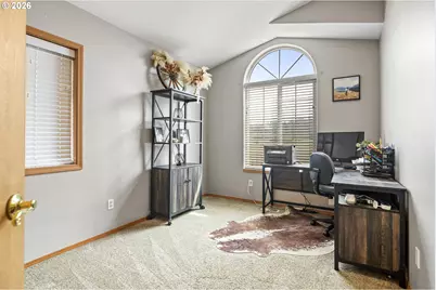1001 N Broadway St, Estacada, OR 97023 - Photo 28