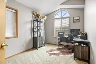 1001 N Broadway St, Estacada, OR 97023 - Photo 28