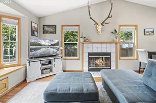 1001 N Broadway St, Estacada, OR 97023 - Photo 26